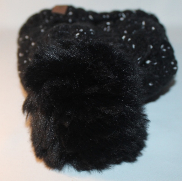 Women's Knit Pom Beanie Hat - Picture 9 of 14